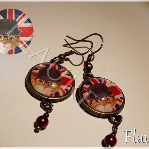 Boucles d'oreille cabochons "cat, so british"