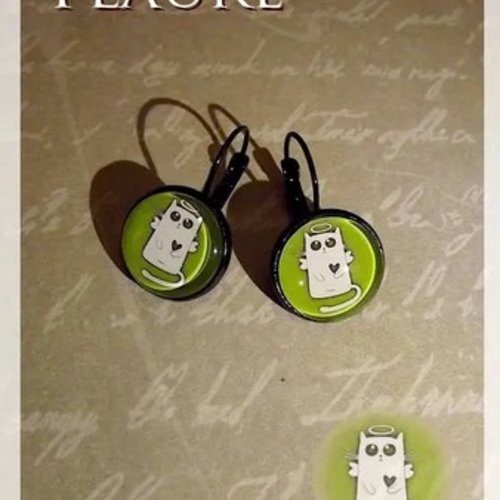 Boucles d'oreille dormeuses noire " chat ange vert"