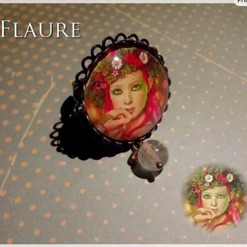Bague ronde en bronze et cabochon "elfe"