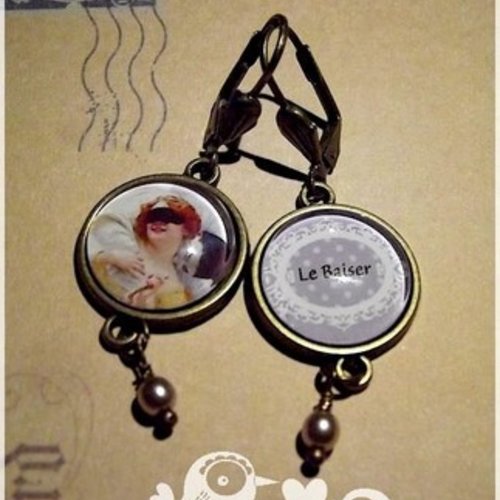 Boucles d'oreille en bronze et cabochon ''libertine"