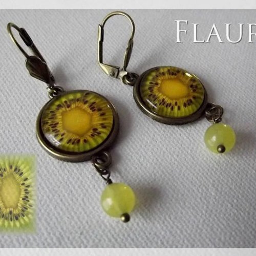 Boucles d'oreille bronze cabochons "kiwi''