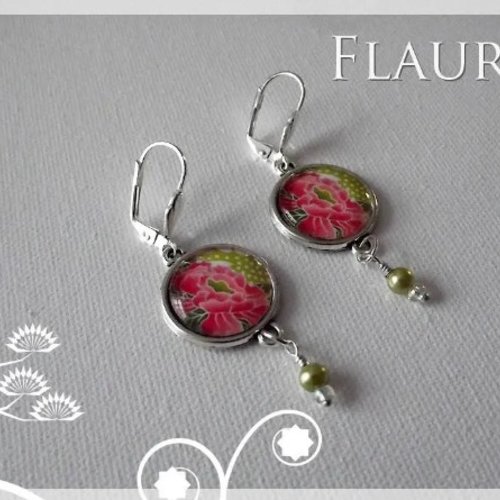 Boucles d'oreille argentées cabochons "fleurs des îles 2"