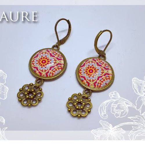Boucles d'oreille bronze et cabochons "fleurs"