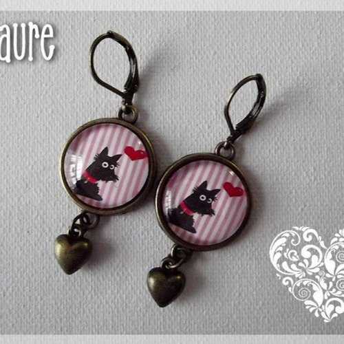 Boucles d'oreille cabochons " chien amoureux"