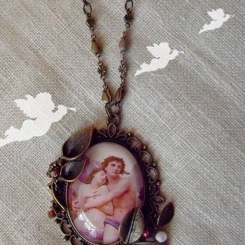 Collier pendentif cabochon "les anges amoureux"