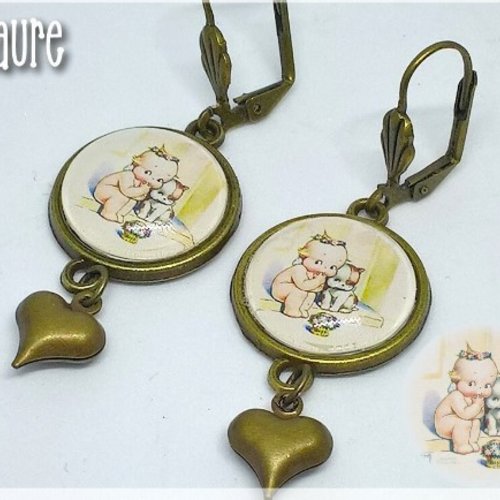 Boucles d'oreille cabochons "l'enfant et son chien"