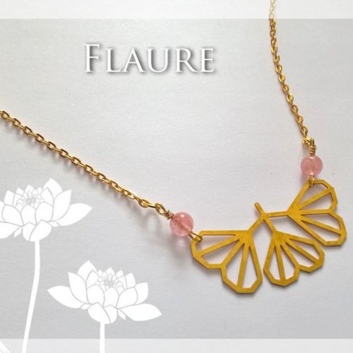 Collier pendentif doré "fleur de lotus"
