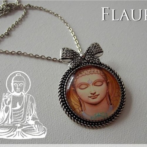 Broche/collier argenté ''bouddha" ocre