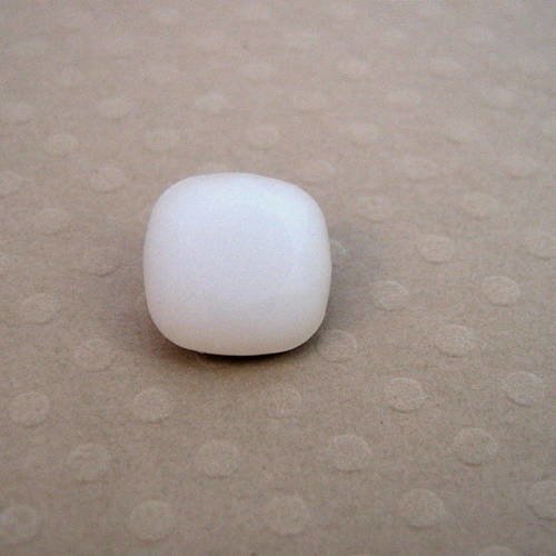 Cabochon carré en cristal 10mm white alabaster 