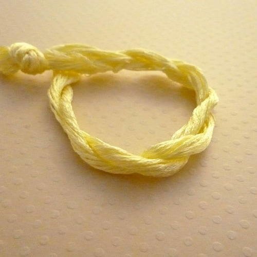 Echevette fil à broder soie/rayonne jaune paille - fbsr-1196 