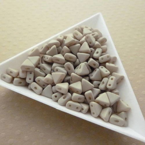 10 gr de perles kheops® par puca® 6mm op. l. olivine/beige silk m. -  pr35-0038 