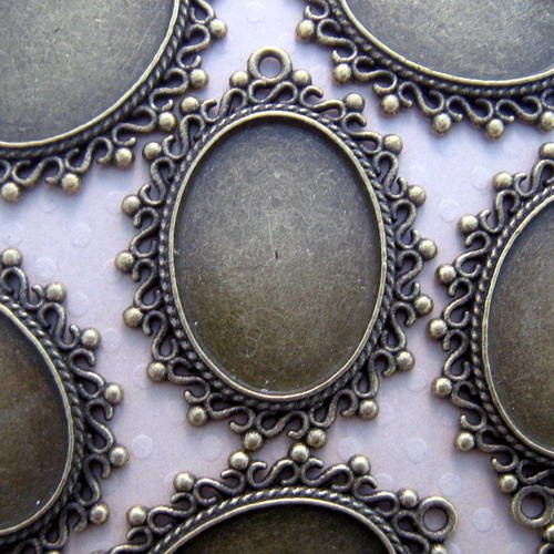 Lot de 10 pendentifs bronze pour cabochon ovale 18x25 mm - l9996 