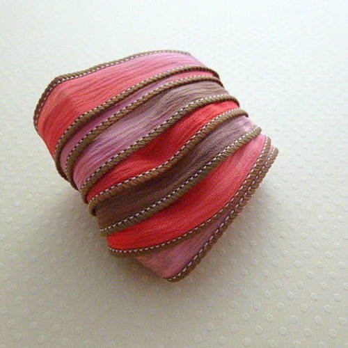 Ruban de soie teint à la main couleur n°734 