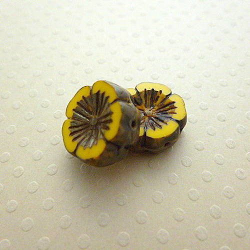 Lot de 2 perles fleurs sunflower yellow 14 mm- cbf14-1127 