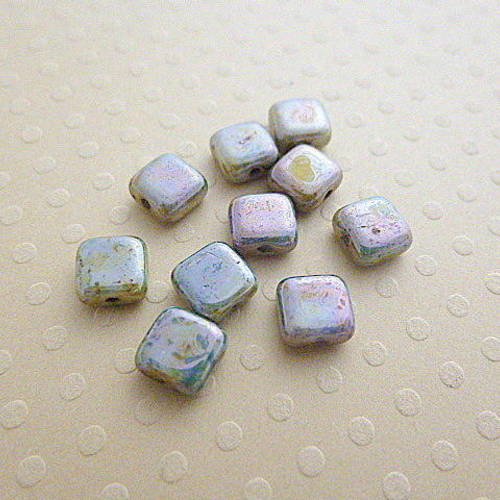 Lot de 10 perles carrés 6 mm l. op. green - cbpc6-0976 