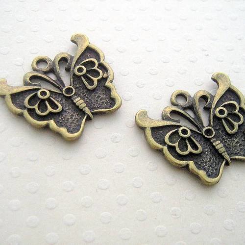 Lot de 2 breloques papillons bronze 20x23 mm - bb-0635 