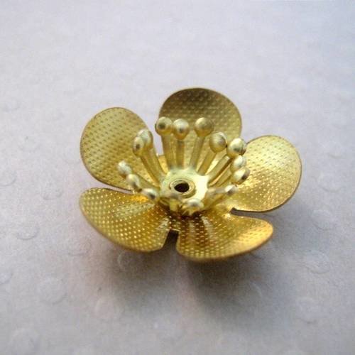 Fleur métal dorée 16x5mm - dd-0321