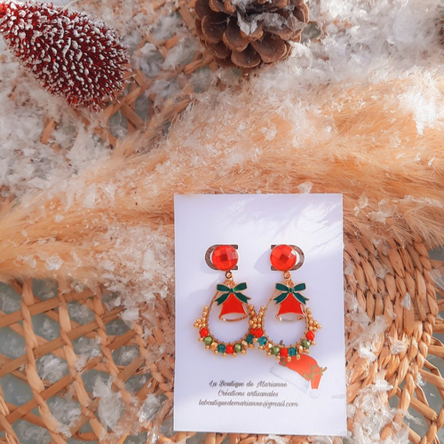 Boucles d'oreilles dorée " clôche de noël"