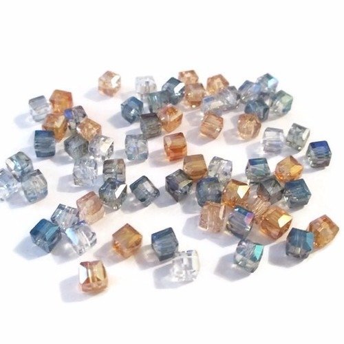 60 perles carré en verre electroplate 4mm mélange de couleur