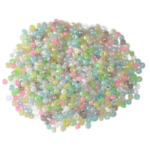10gr perles de rocaille pastel nacré en verre  2mm environ 800 perles (ref52)