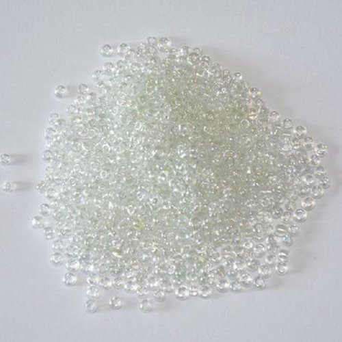 10gr perles de rocaille transparente en verre  2mm environ 800 perles (ref63)