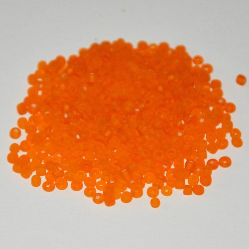 10gr perles de rocaille orange givré 2mm environ 800 perles (ref13)