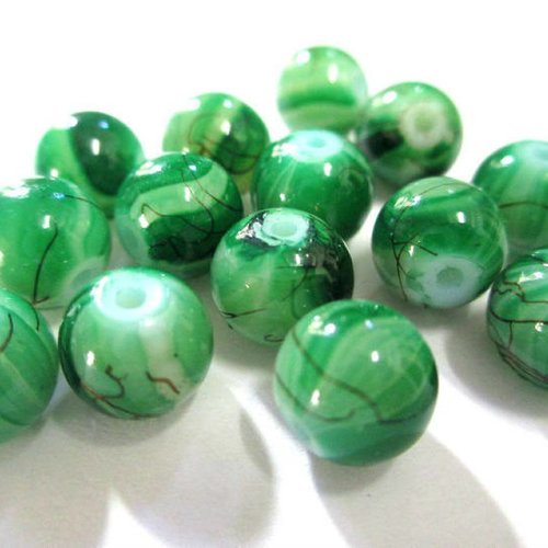 10 perles vert  tréfilé marron en verre peint 8mm