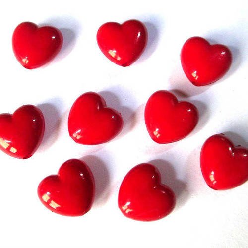 30 perles forme  coeur en acrylique  10x11mm couleur rouge 