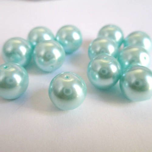 10 perles nacré  bleu ciel en verre 10mm (f-05) 