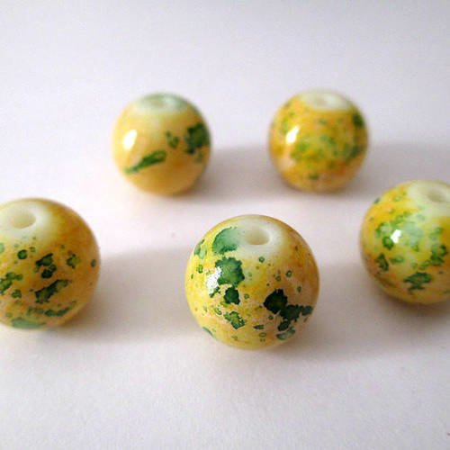 10 perles jaune moucheté vert en verre 12mm 