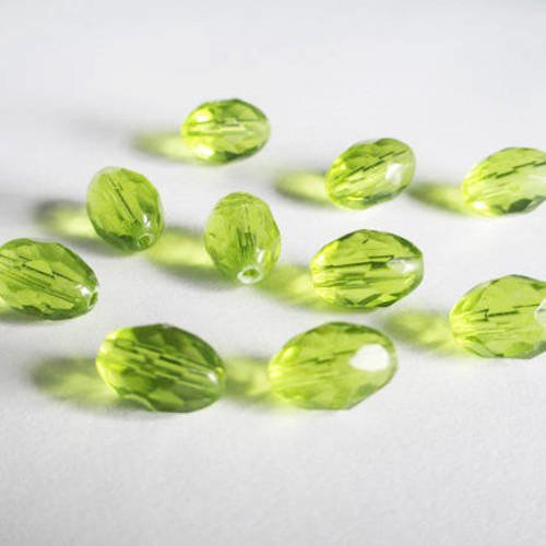 10 perles en verre ovale à facette couleur vert clair 12x8mm 