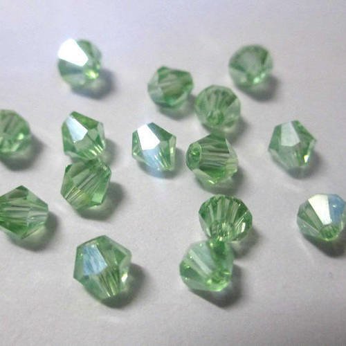 20 perles toupies vert clair irisé 4mm imitation cristal autrichien 