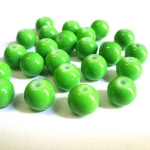 10 perles vertes en verre peint 8mm (r-55) 