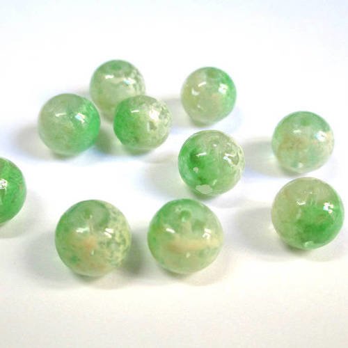 10 perles vert clair et blanc transparent mouchetée  8mm 
