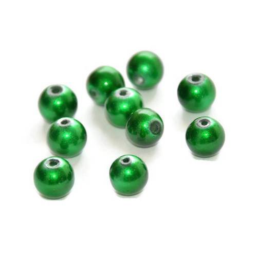 10 perles vert brillant en verre 8mm 
