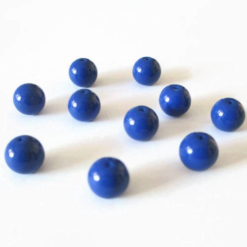 10 perles bleues foncés  en verre peint 8mm 