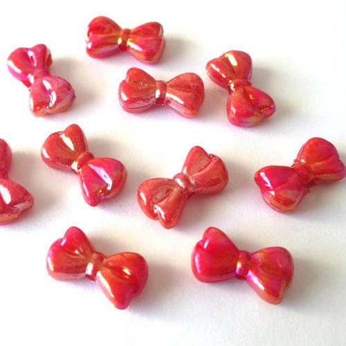 10 perles  papillon acrylique couleur rouge 18x10x6 mm 