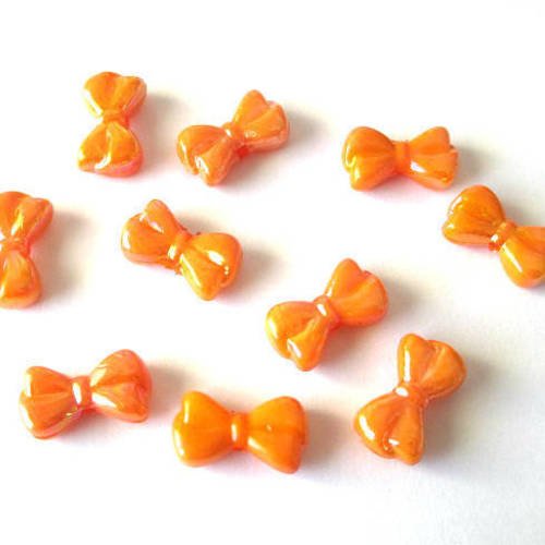 10 perles papillon acrylique couleur orange 18x10x6 mm 