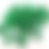 20 perles vert foncé en verre imitation jade  4mm  (a-32) 