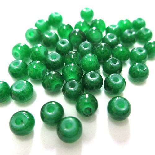 20 perles vert foncé en verre imitation jade  4mm  (a-32) 