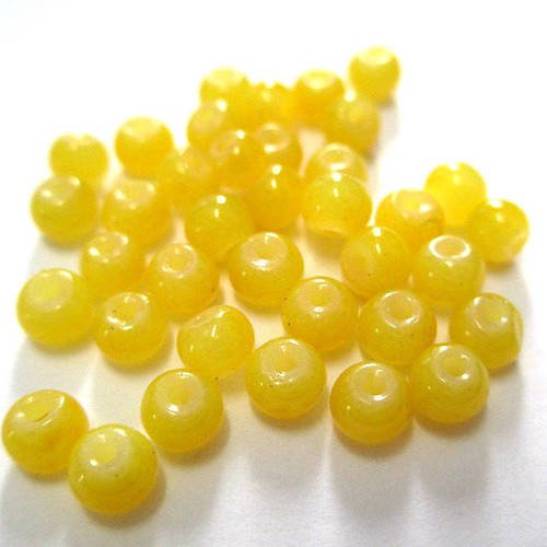 20 perles jaune en verre imitation jade 4mm (a-29) 