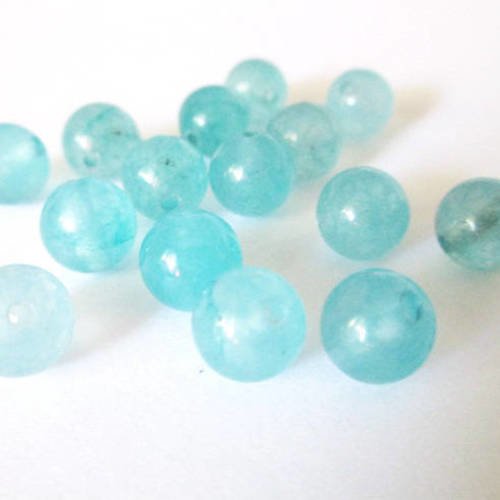 10 perles jade naturelle bleu  8mm 