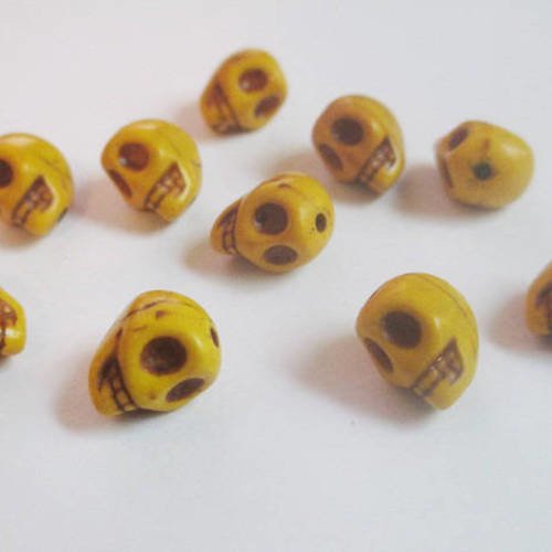 10 perles jaune en turquoise de synthèse tête de mort  9x7.5x9mm 