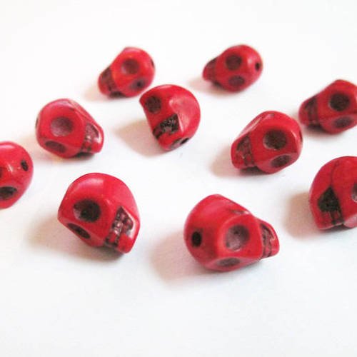 10 perles rouge en turquoise de synthèse tête de mort  9x7.5x9mm 