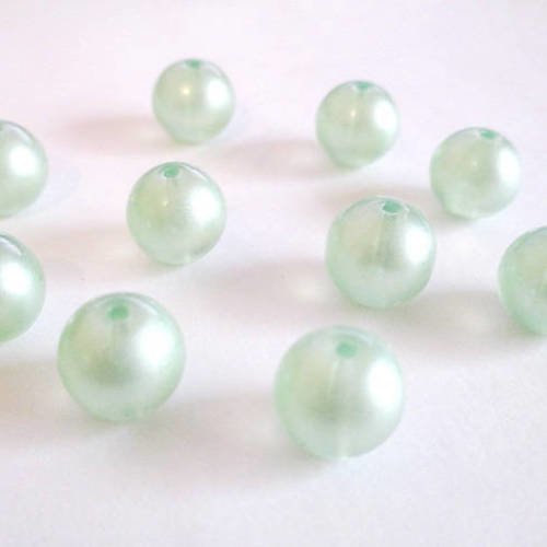 10 perles vert clair brillant en verre  10mm 