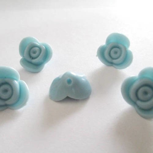 5 perles acrylique forme fleur couleur bleu 15x15x8mm 