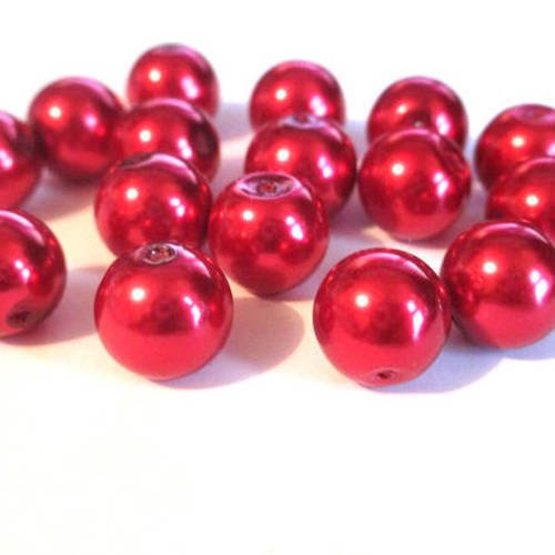 16 perles nacré  rouge  en verre 12mm 