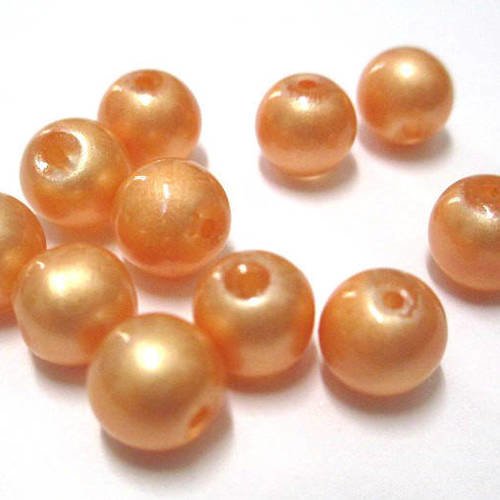 10 perles orange brillant  en verre  8mm 
