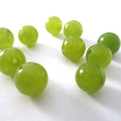 10 perles jade naturelle verdâtre  8mm (30) 