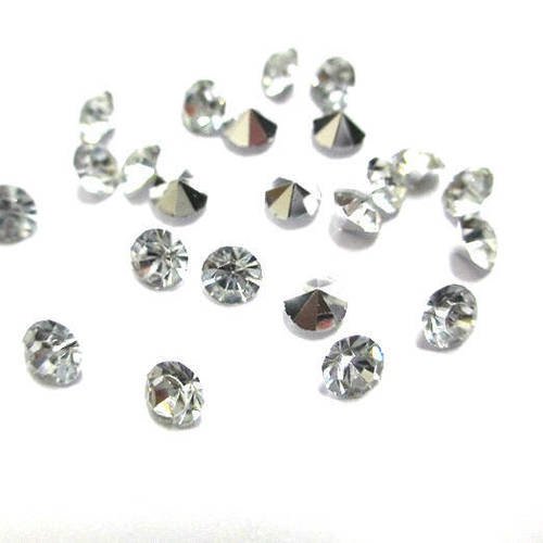 100 strass en résine forme diamants dimension 4mm 